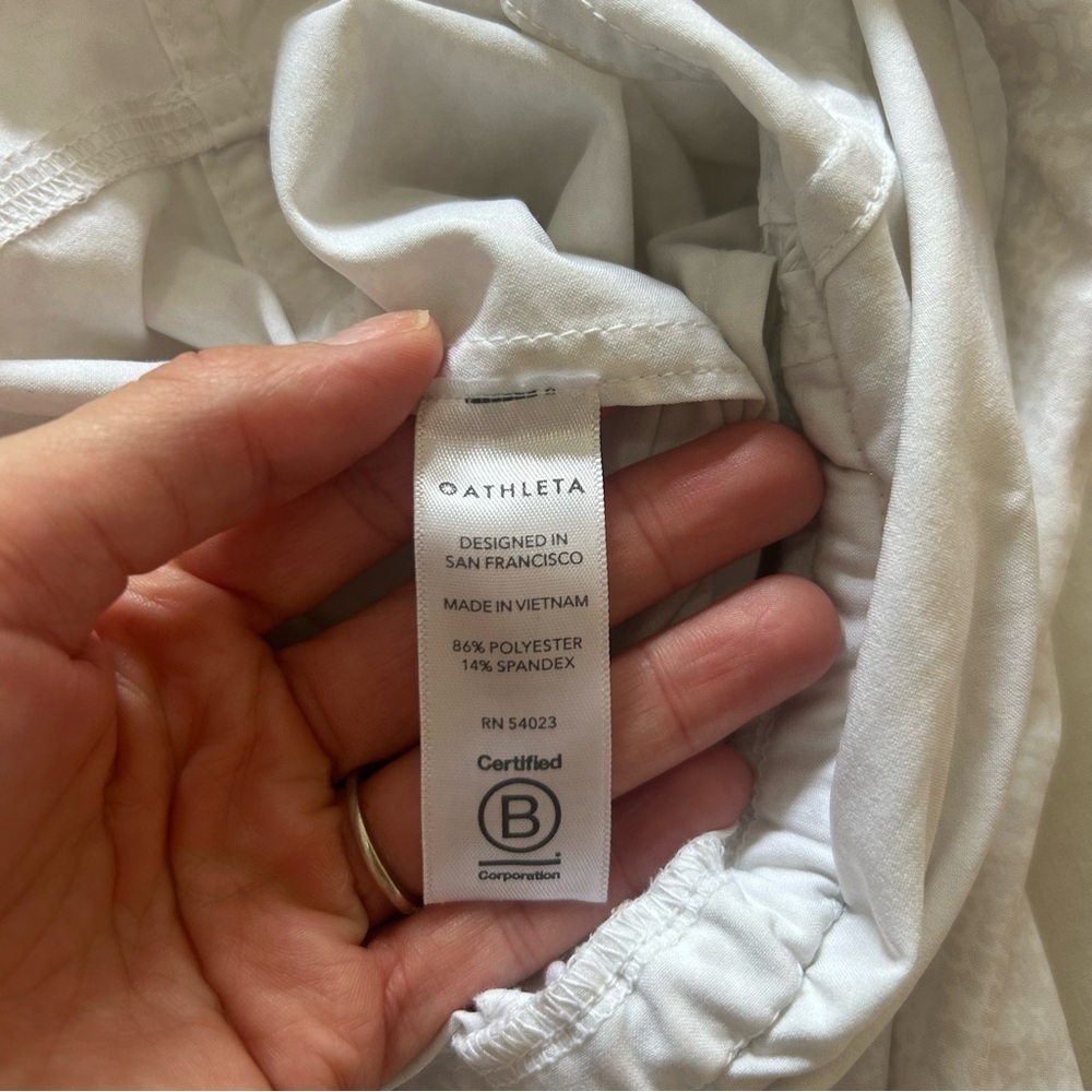 Athleta Marlow Pearl White Python Snakeskin Printed Romper Jumpsuit Small - Picture 8 of 8